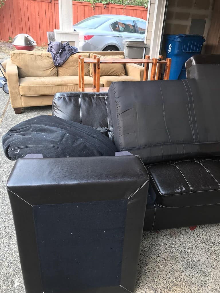 seattle couch and furniture removal
