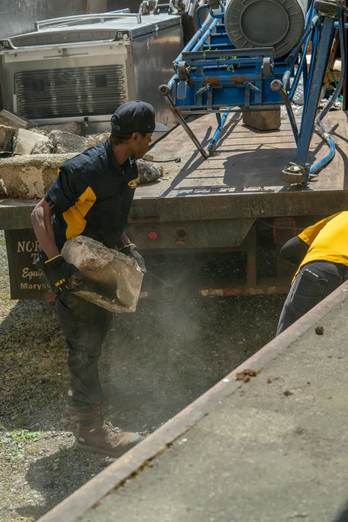 Man doing Construction Debris Removal in Seattle