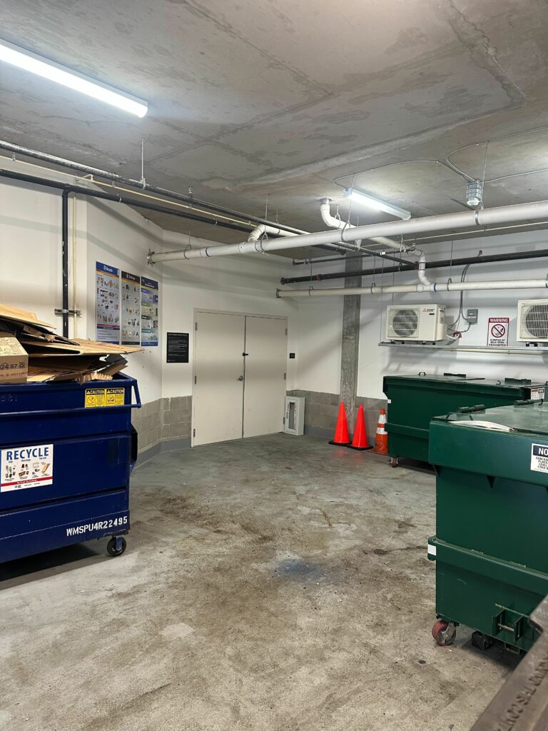 Trash room in Tacoma apartment building clean after junk removal